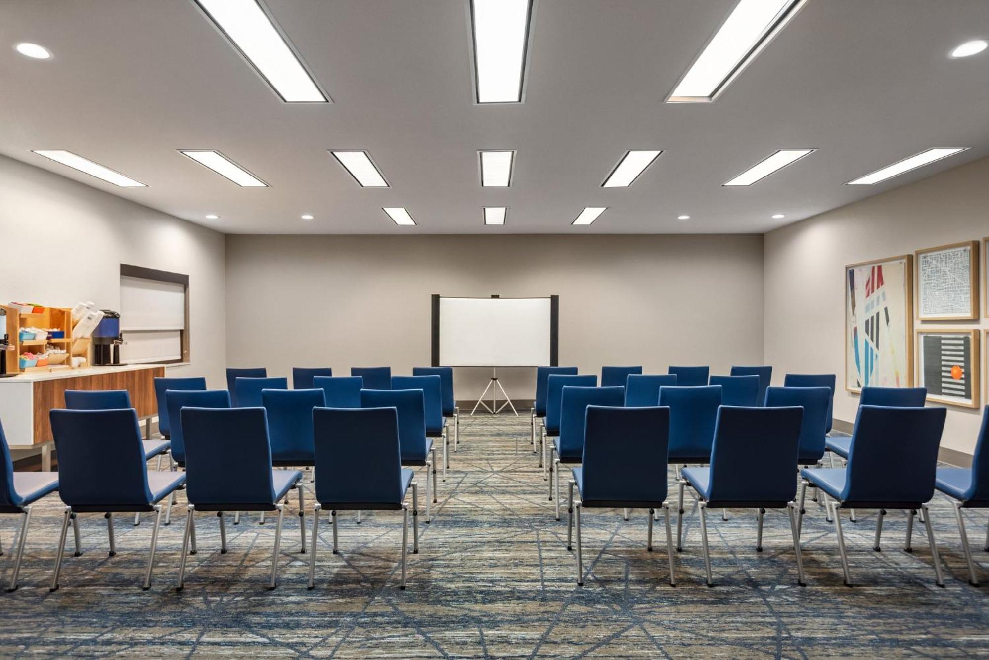 Holiday Inn Express Morgantown By Ihg Exterior foto